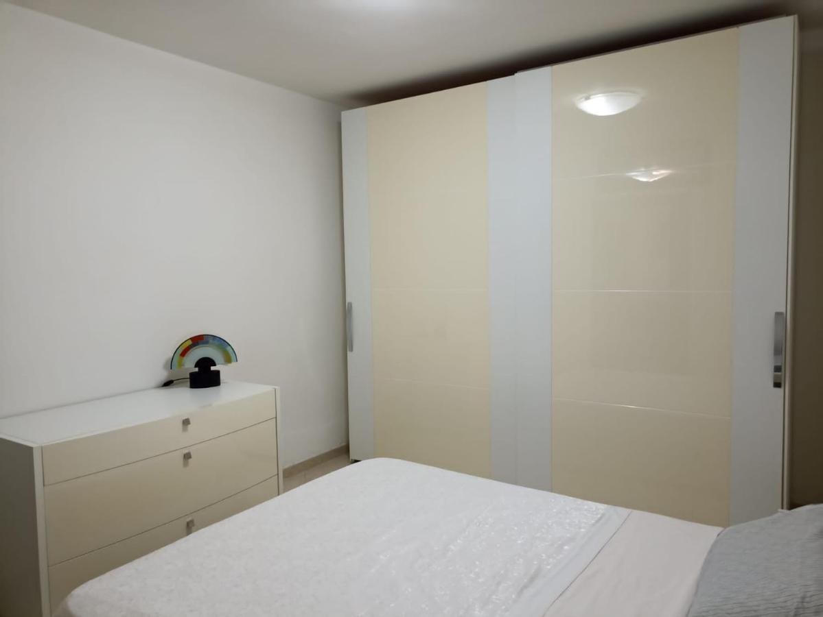 Da Lulu Apartment Полиняно а Маре Екстериор снимка